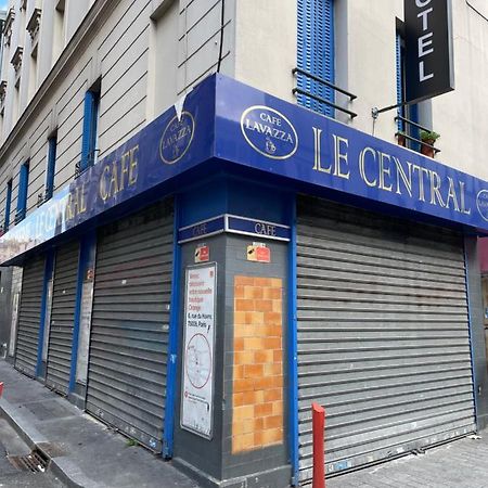 Hotel Central Saint-Denis  Bagian luar foto